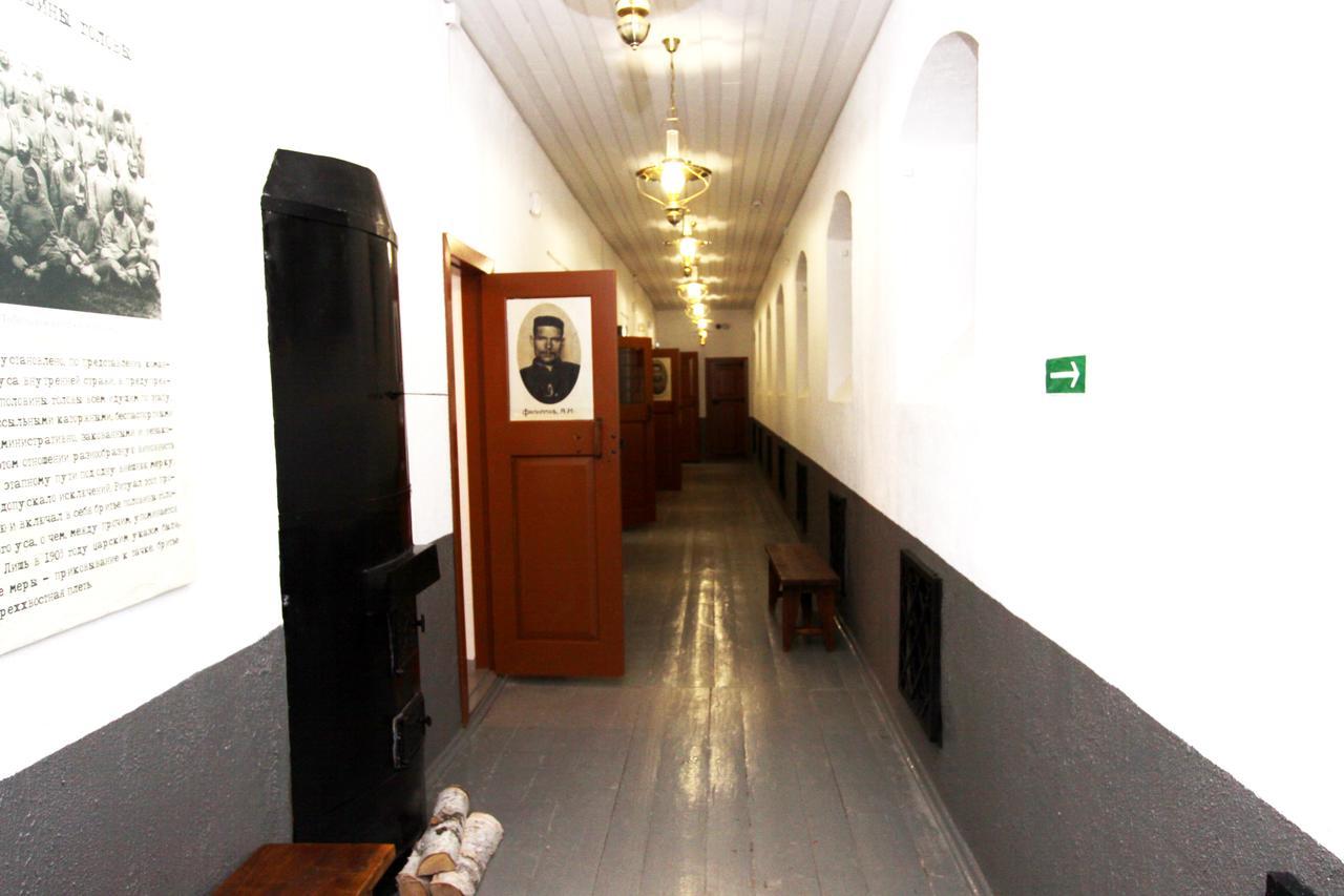 Hostel Uznik Tobolsk Exterior photo